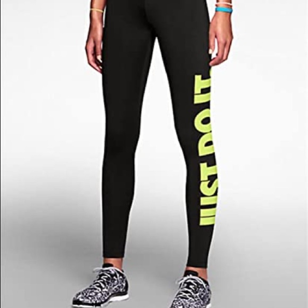 NikePro JustDoIt warm dri-fit leggings